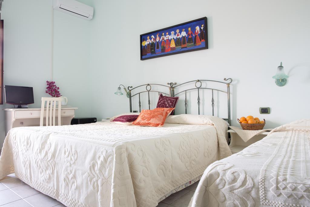 Hotel Baja Azzurra à Bari Sardo Extérieur photo